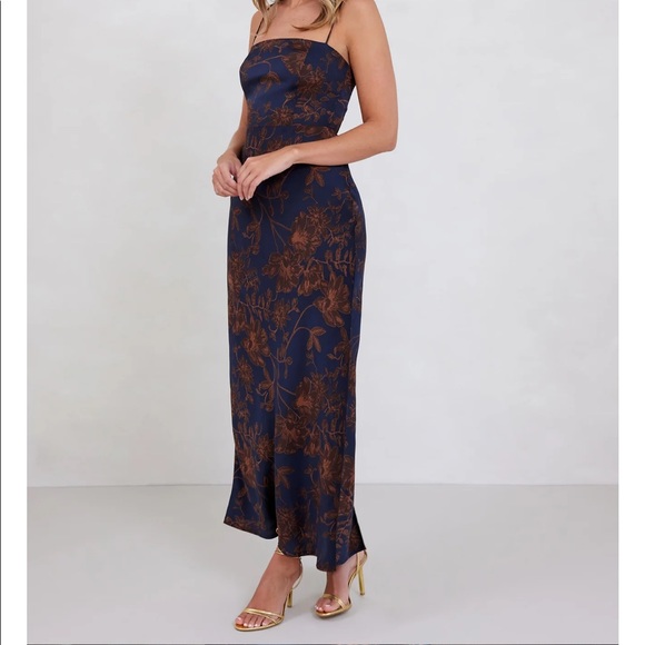 Park & Fifth Maxine Dress in Penny - Picture 2 of 4